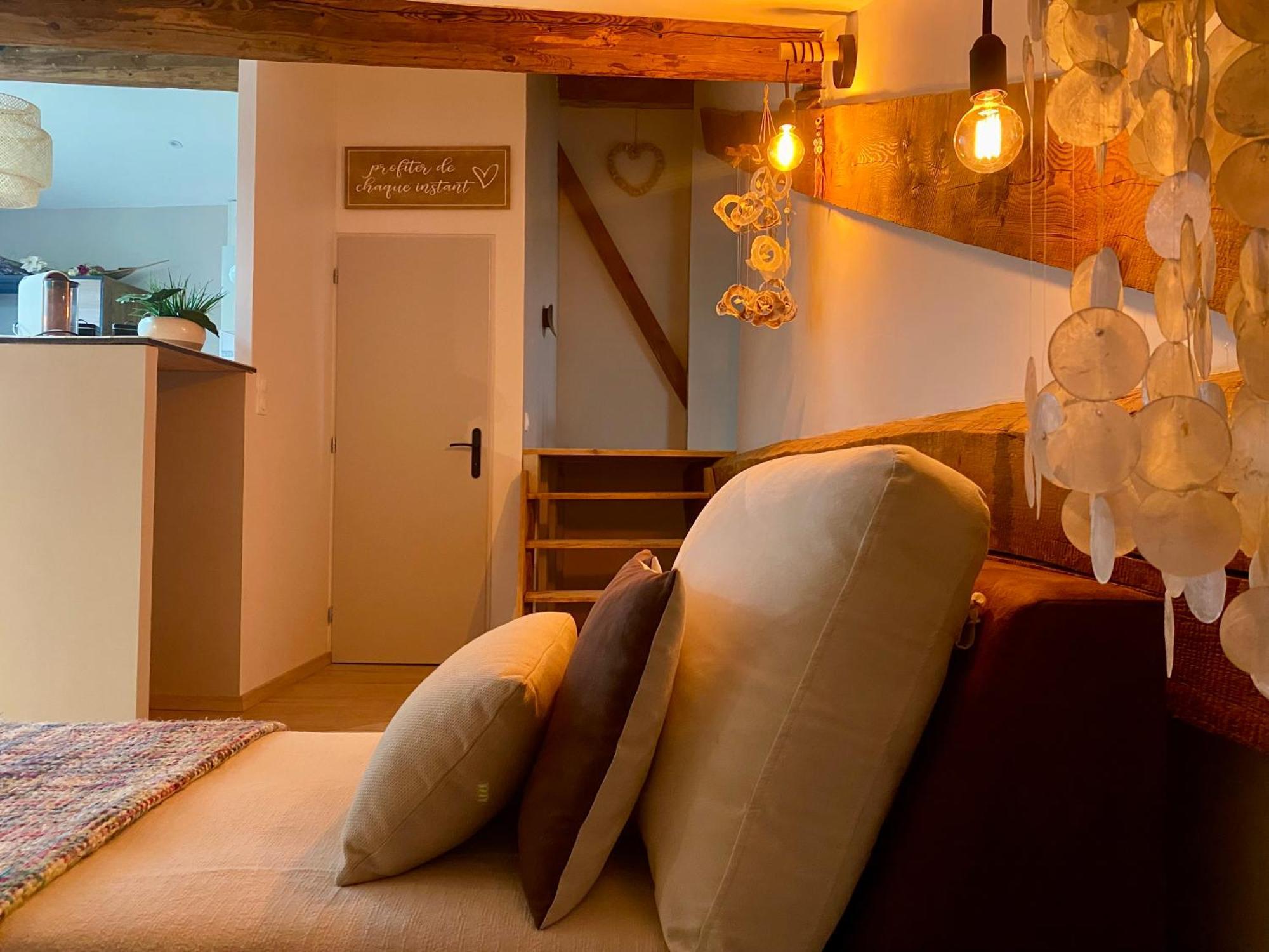 Love Room Village Rillieux-la-Pape Luaran gambar